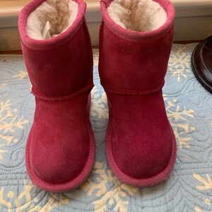 Koolaburra by UGG Red Suede Boots